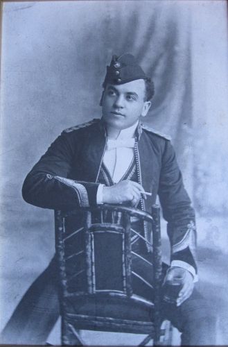 Music hall star