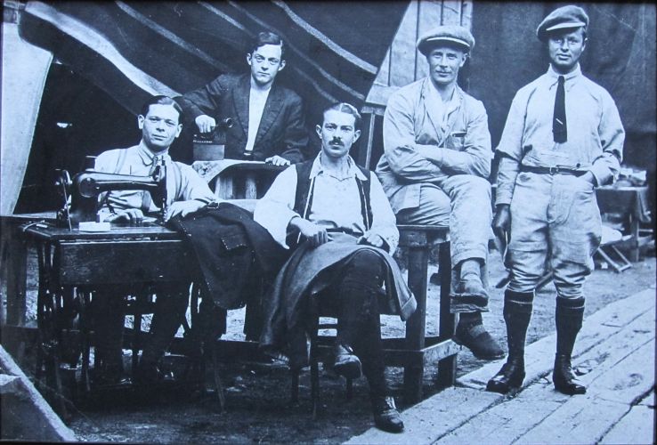 Jewish tailors at war