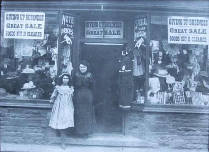 East End shopping
