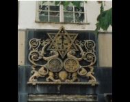 Aldgate sign